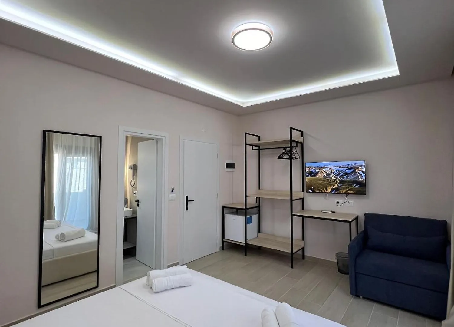 Grand Blue Lux Hotel Sarande 0*,  Albania