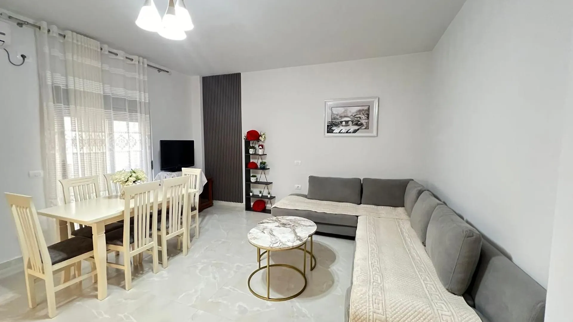 Grand Blue Lux Hotel Sarande