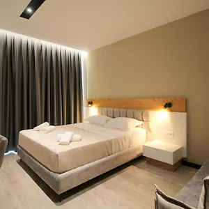 F&j Sarande